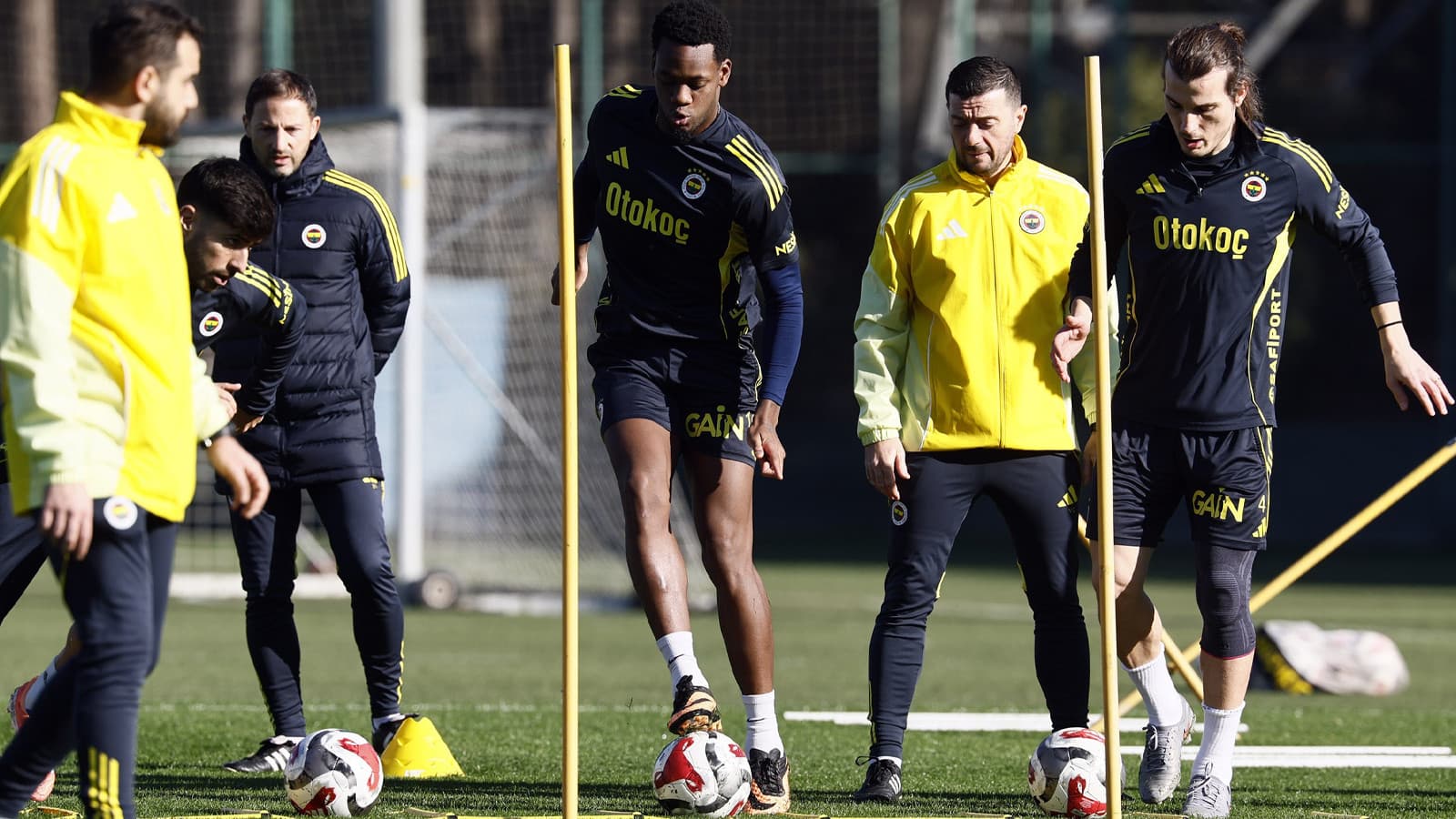 Fenerbahçe Hazırlıklarına Devam Ediyor