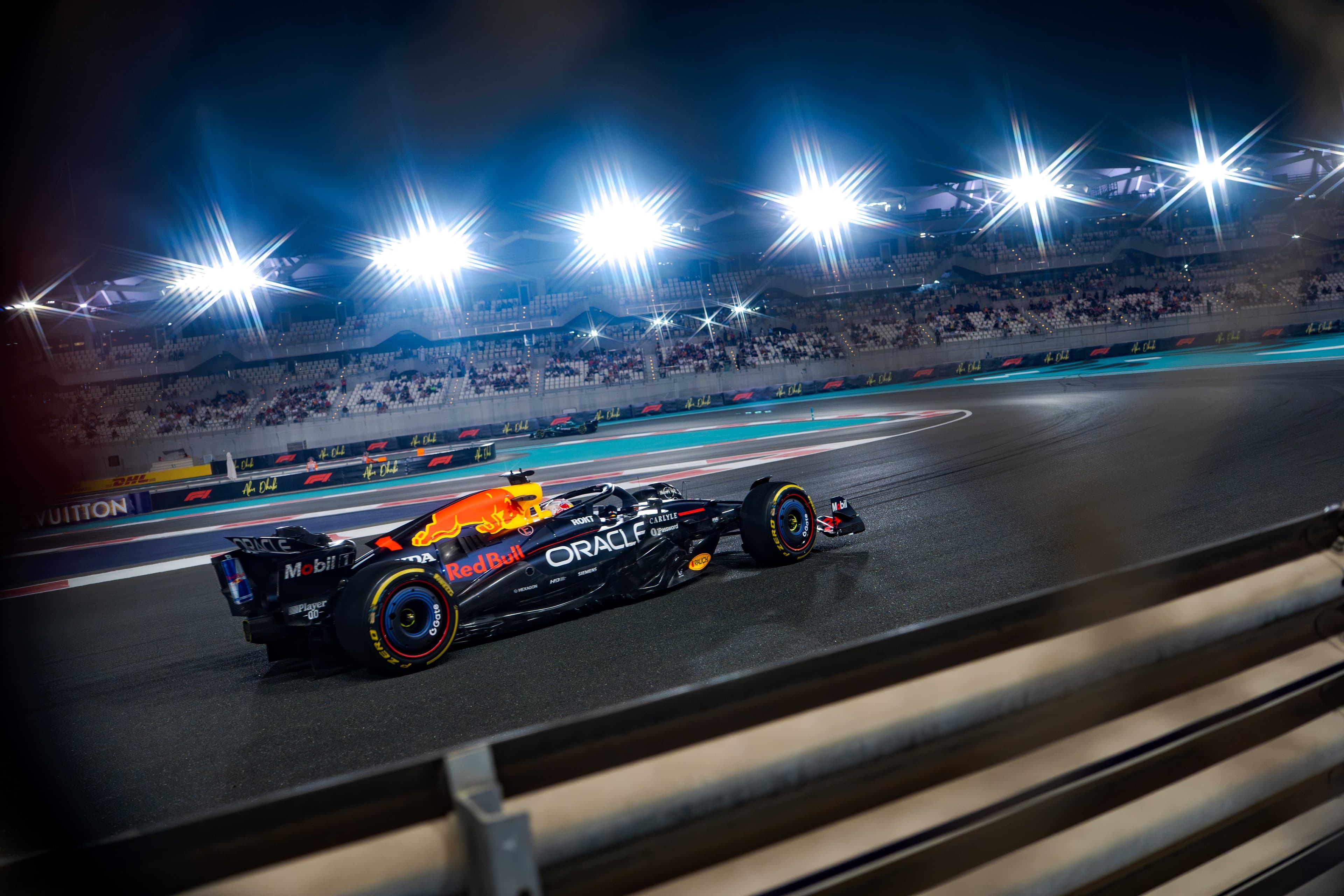 Abu Dabi'de ilk cep Verstappen'in