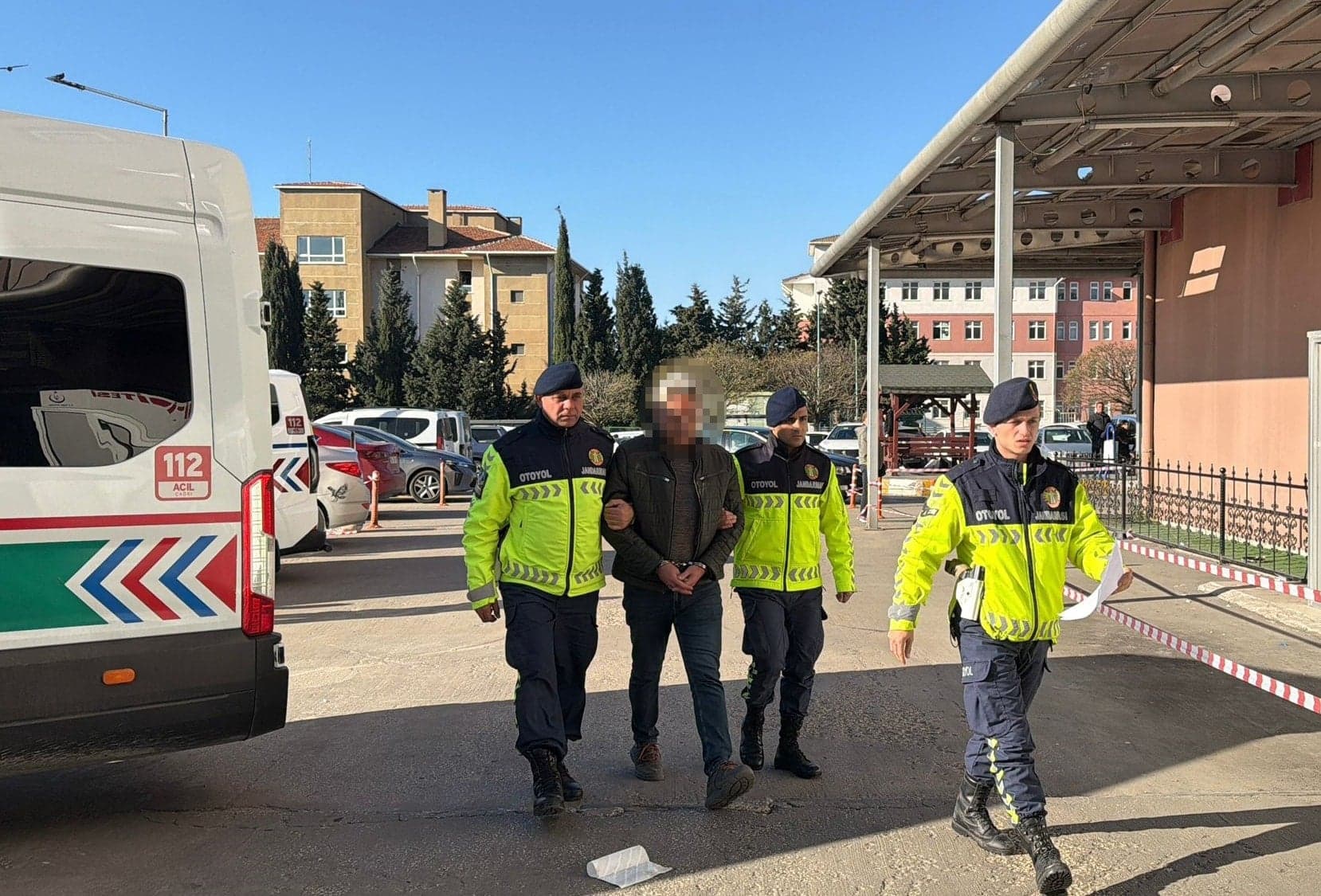 Kaçak Göçmen Operasyonları Türkiye Genelinde Devam Ediyor