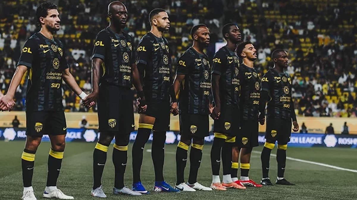 Fenerbahçe'den Ayrılan İsim, Yeni Takımında Hayal Kırıklığı Yarattı